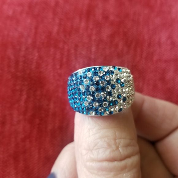 Jewelry - Gorgeous Blue & Silver Cocktail Ring